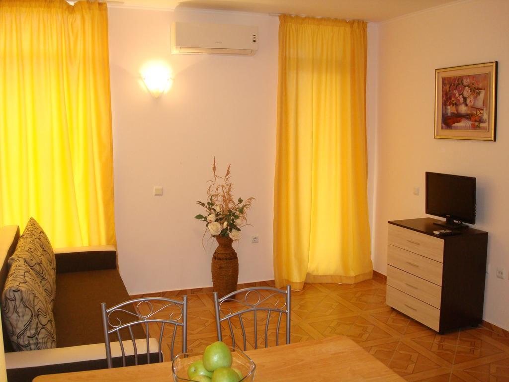 Saint Elena Apartcomplex Sunny Beach Exterior photo