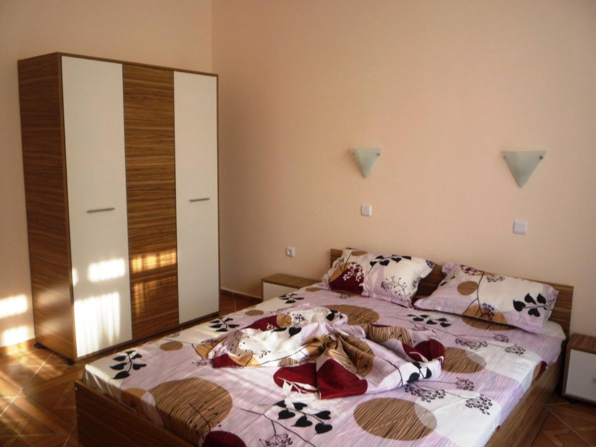 Saint Elena Apartcomplex Sunny Beach Exterior photo